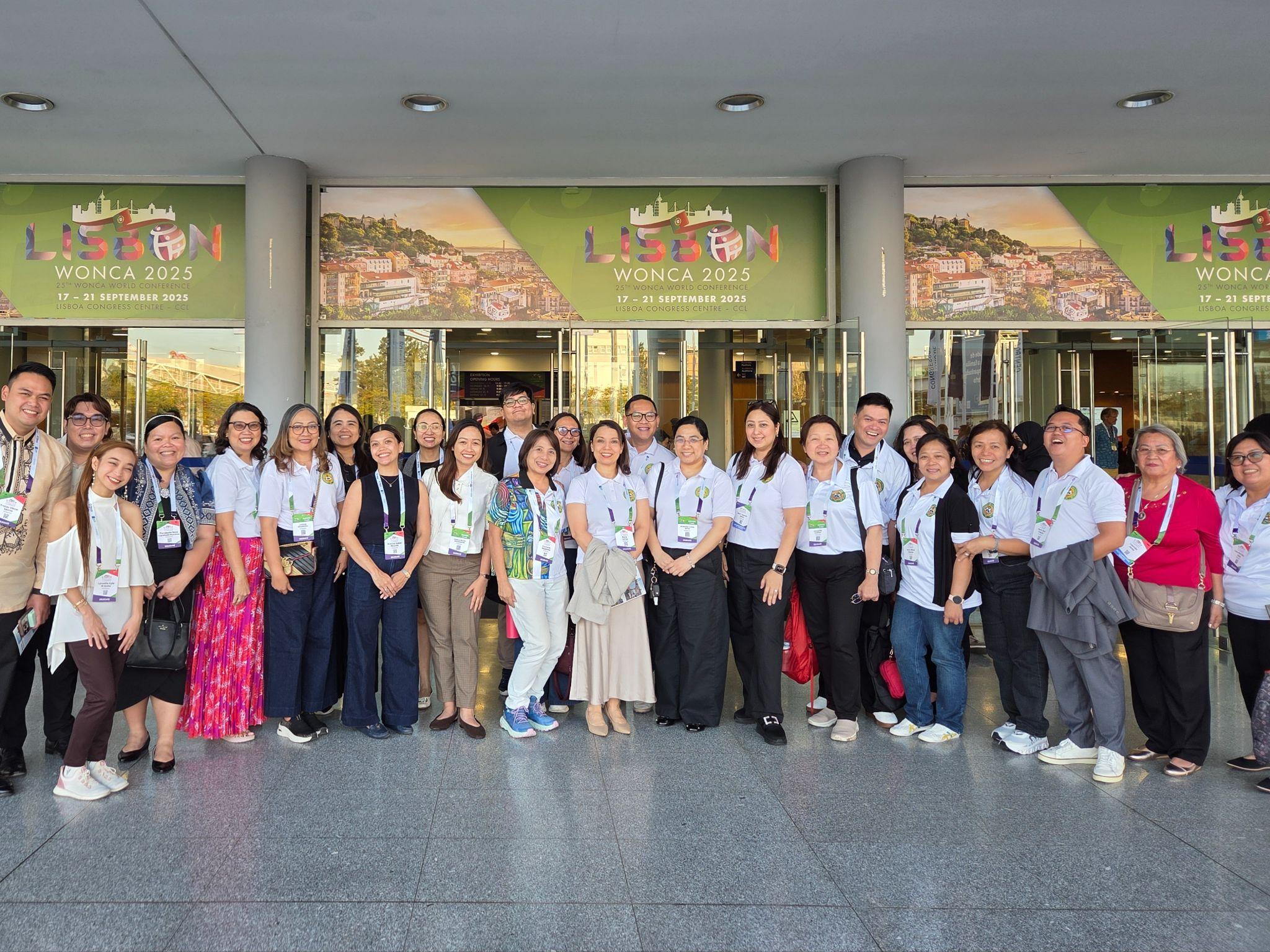 Philippines delegation photo outside conference venue